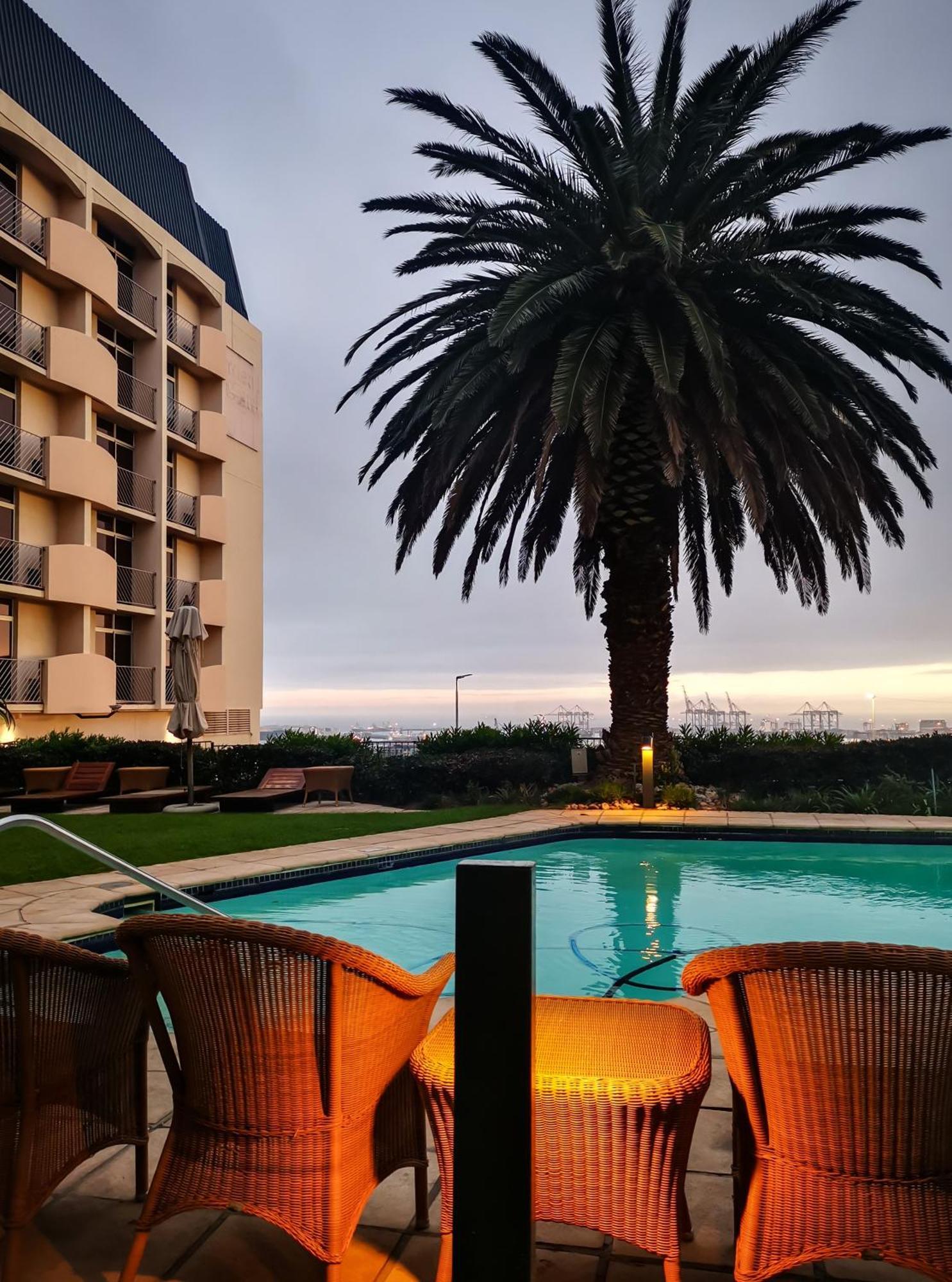 Garden Court Nelson Mandela Boulevard Kapsztad Zewnętrze zdjęcie