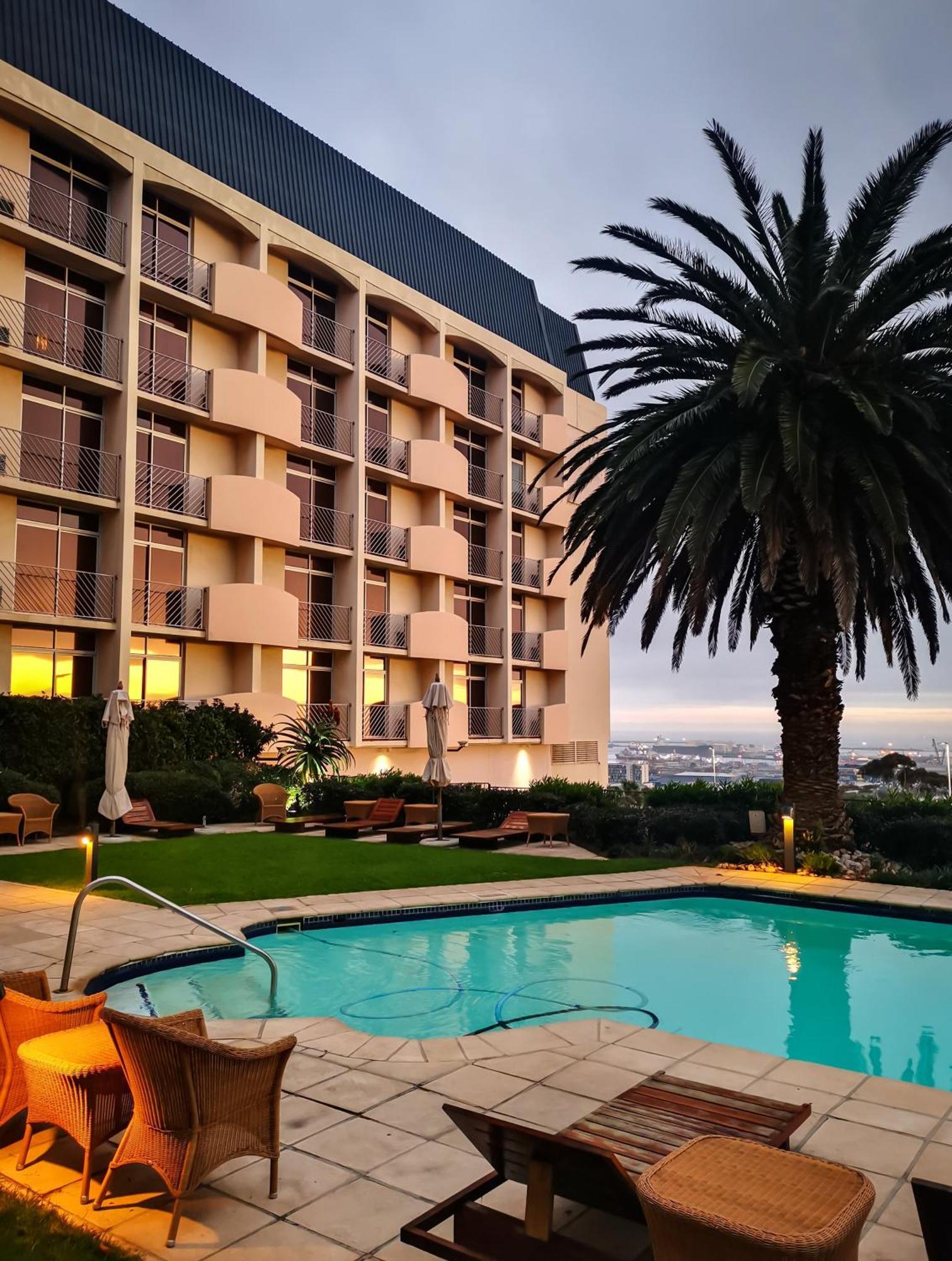 Garden Court Nelson Mandela Boulevard Kapsztad Zewnętrze zdjęcie